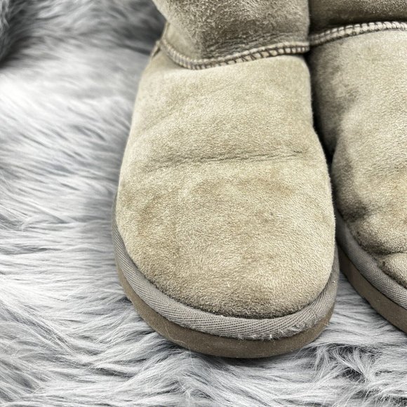 UGG Australia Women's Bailey Button Shearling Suede Boots Size 6 - Picture 6 of 11